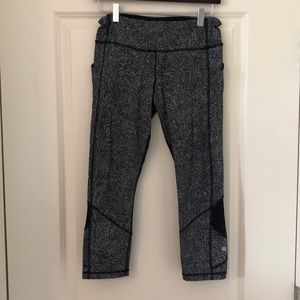 Lulu Lemon Capris